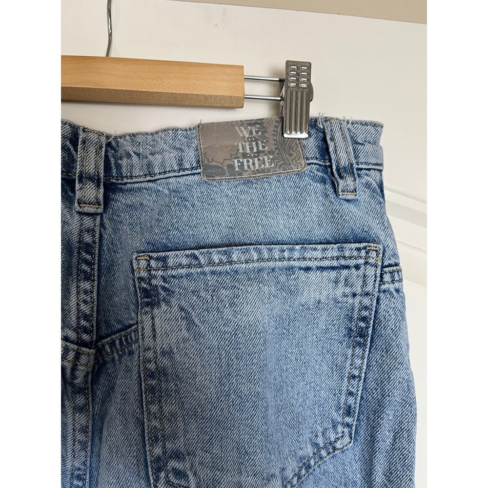 We The Free | Tinsley Baggy Mid Rise Straight Leg Denim Jeans Light Wash Size 28 - Picture 5 of 9